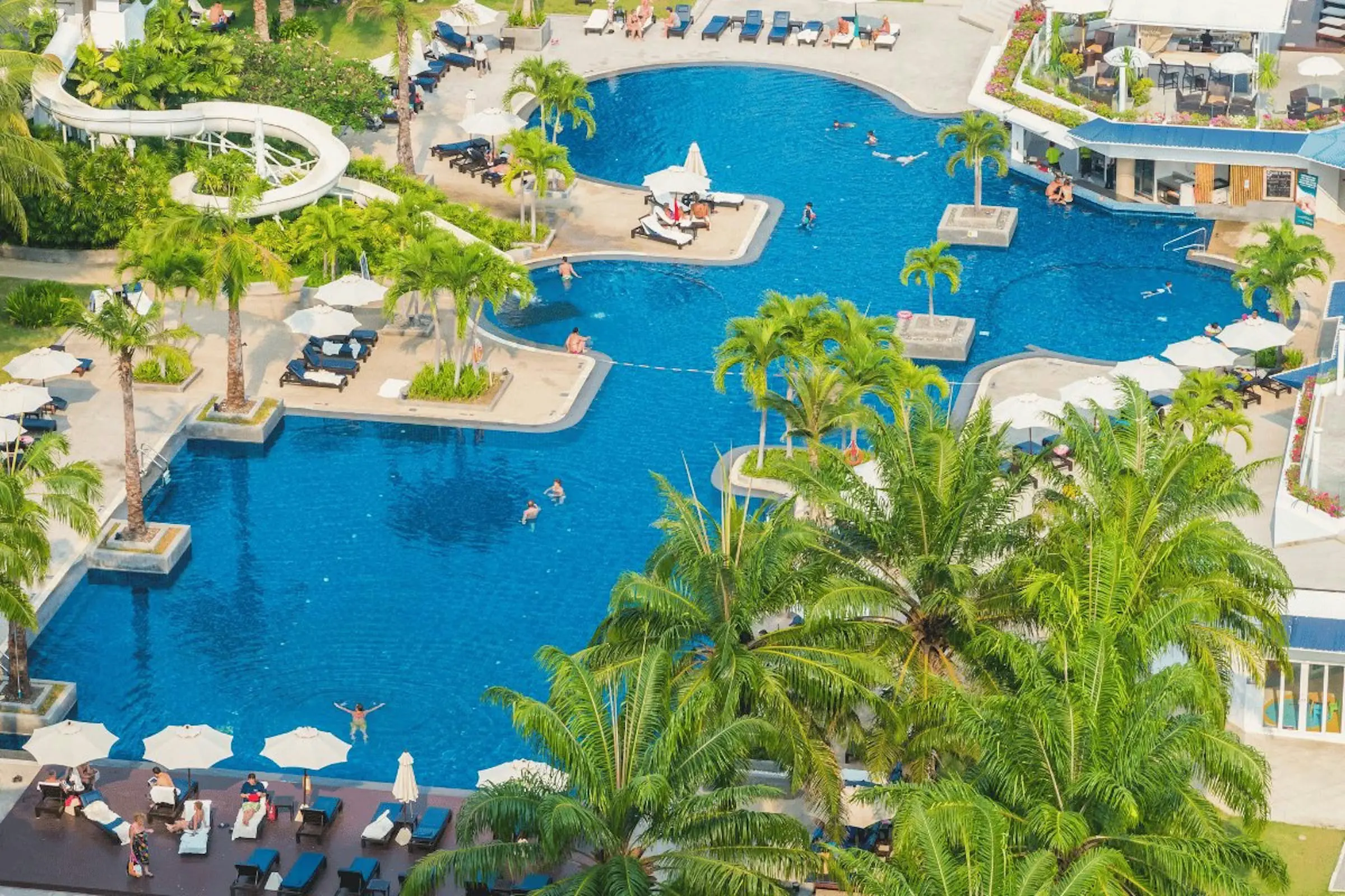 Top San Diego Family Resorts for Beach Days, Luxury Stays & More